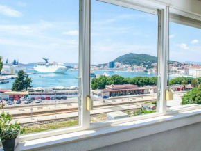 Отель Apartments Blue Lounge  Сплит
